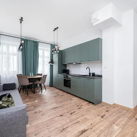 Nawrot Comfort By Bookinghost Apartman *